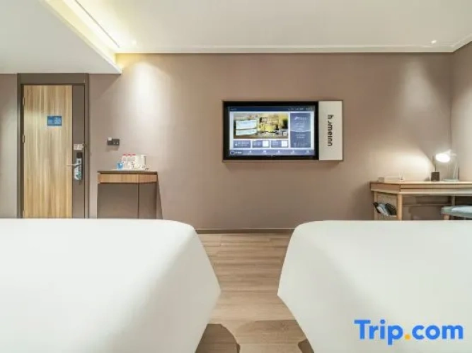 Standard Twin Family room
