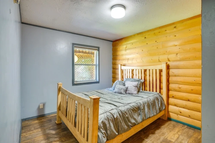 2 Bedrooms Cottage