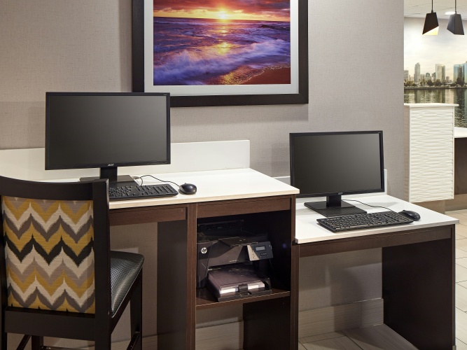 La Quinta Inn And Suites San Diego Seaworld Zoo Area photo 7
