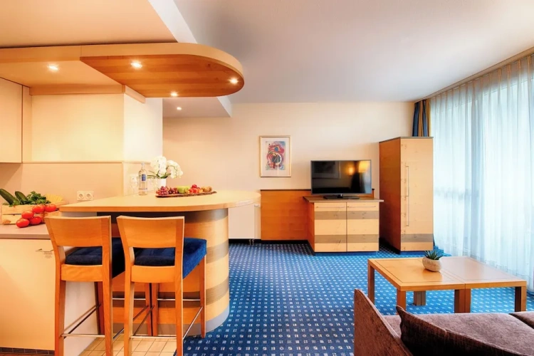 Deluxe Suite with balcony and with river view