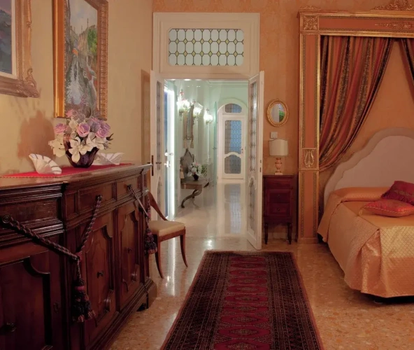 Royal Quadruple Suite with balcony and with city view