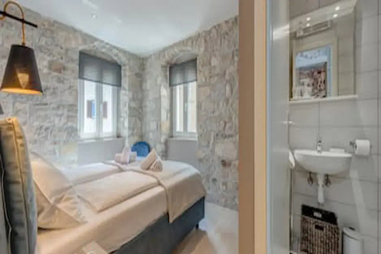 Aurum Templi Suites