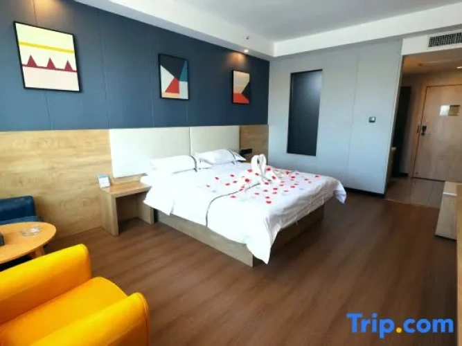 Standard Double room with river view