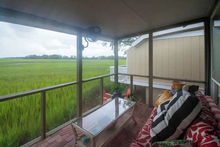 4 Periwinkle Ct
