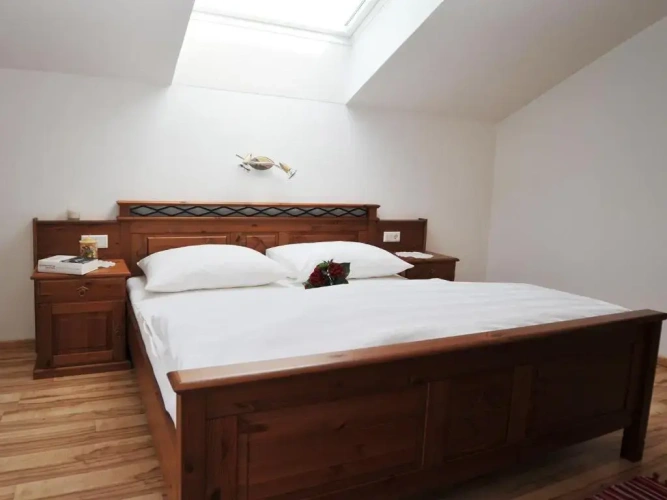 2 Bedrooms Suite with balcony