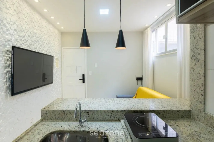 Apt in Downtown 150m From the Sea Cec0404