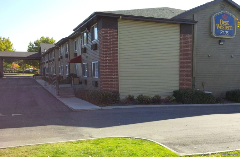 Best Western Plus Meridian photo 25