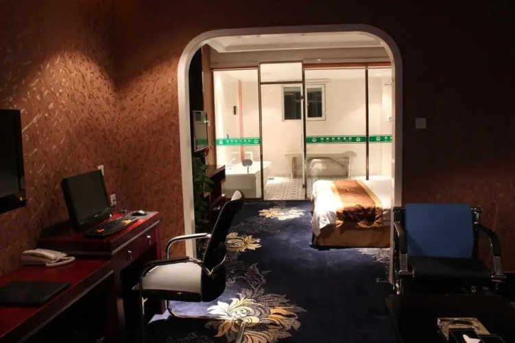 Demei Business Hotel