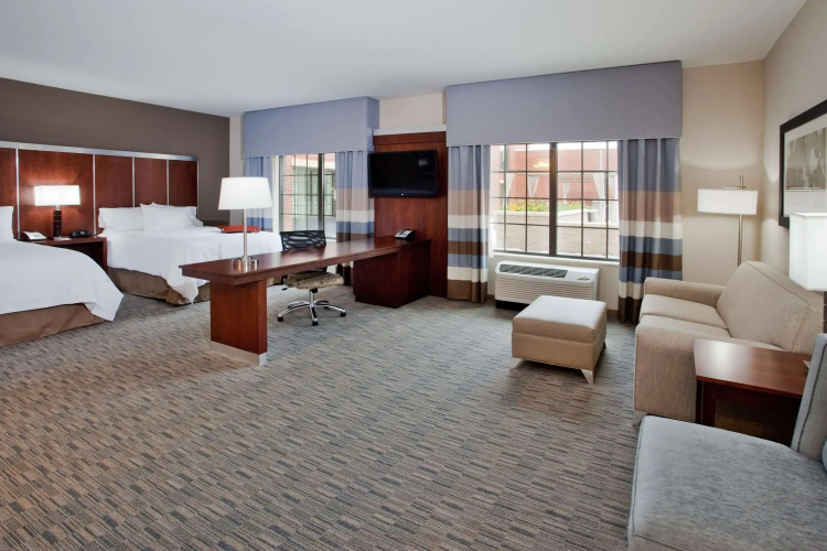 Hampton Inn & Suites Chapel Hill-Carrboro/Downtown