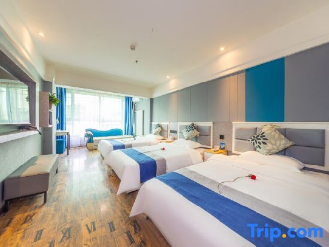 Standard Triple Family room