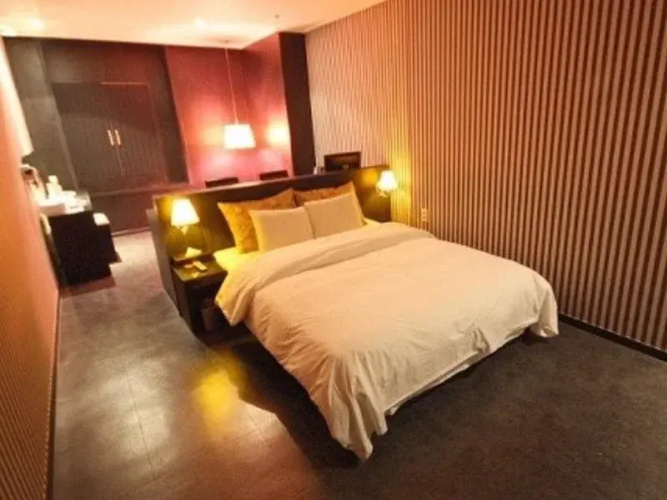 Mariposa Hotel