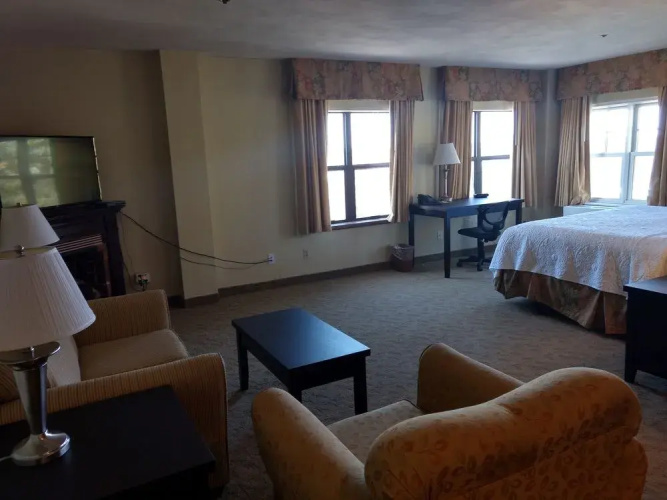 Ontario Place Hotel