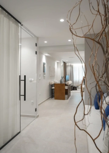 2 Bedrooms Luxury Apartment