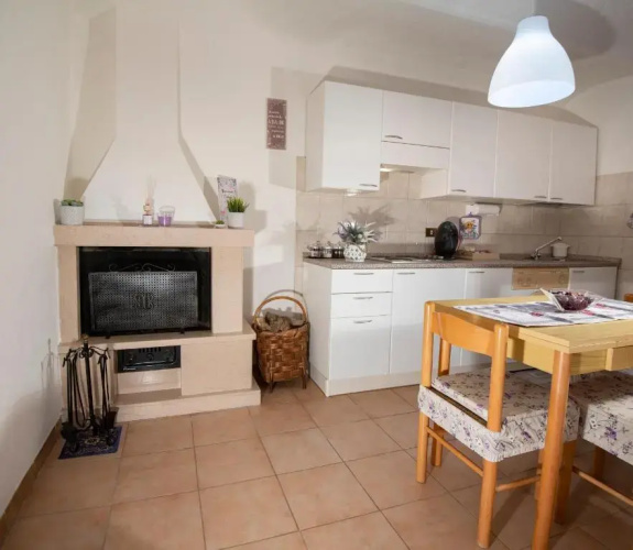Pomarance Apartment