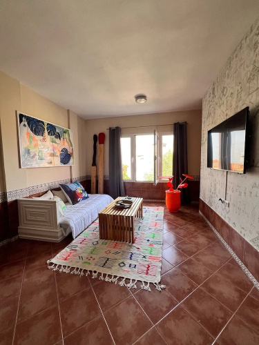 ART POiNT GUESTHOUSE