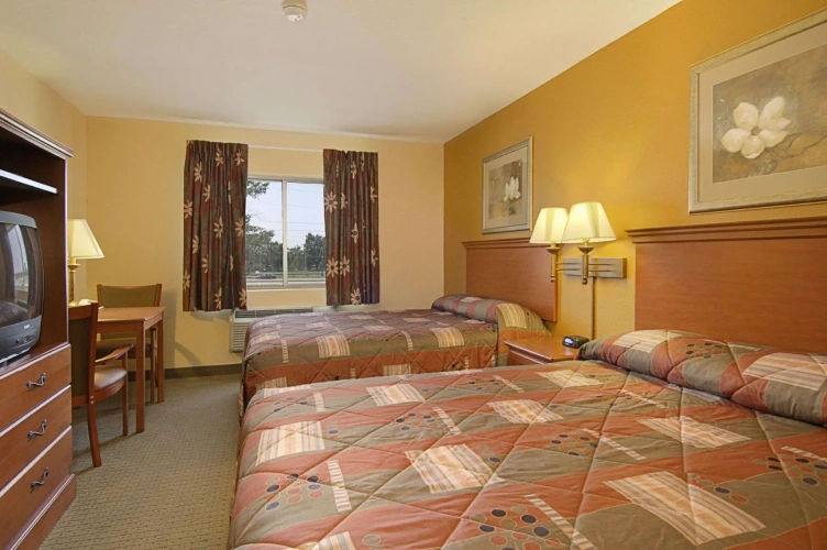 Standard Quadruple room