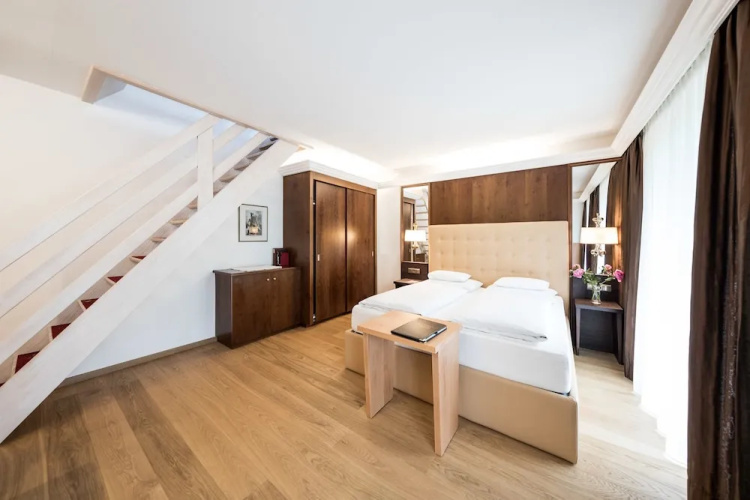 Haus am Hang
