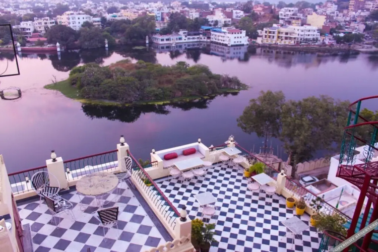 Hotel Mewari Villa Udaipur