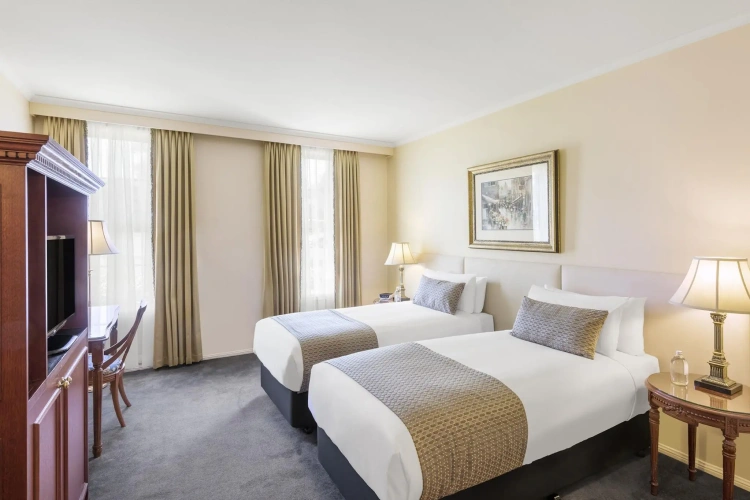 Twin Suite