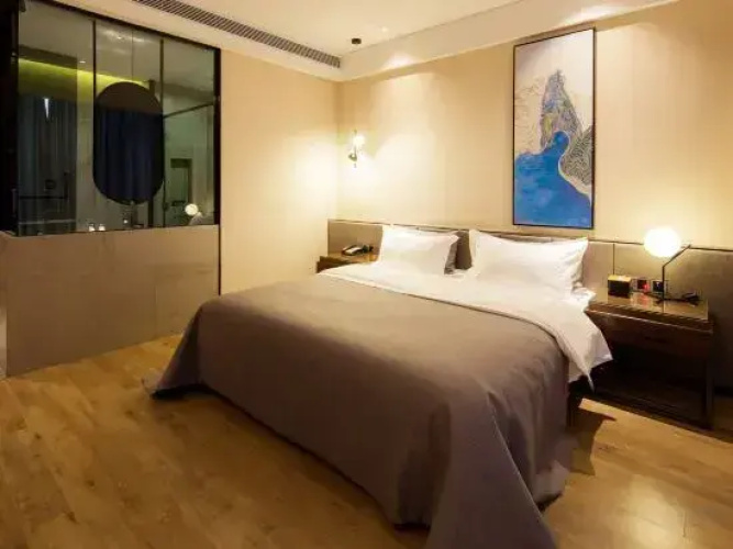 Aoyi Hotel