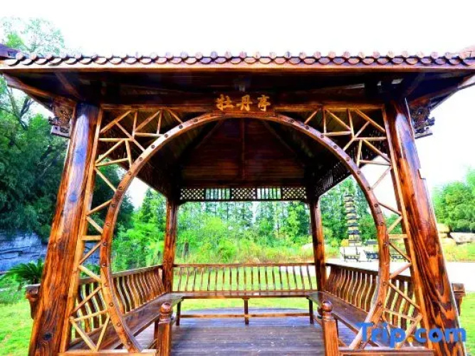 Tianzi Lake Ecological Resort