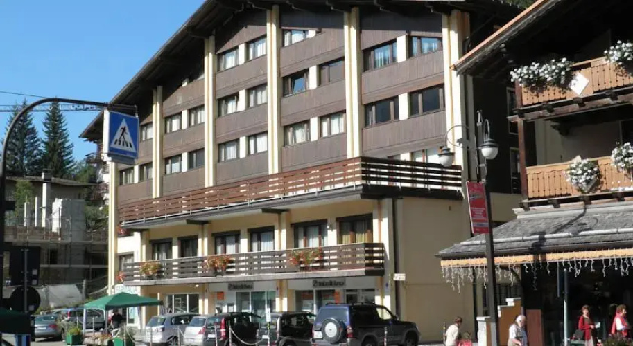 Trilocali Collini