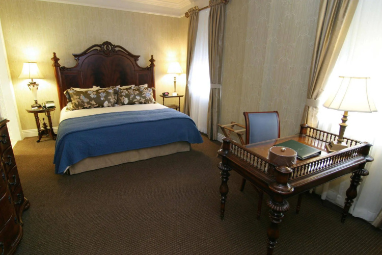 Charley Creek Inn