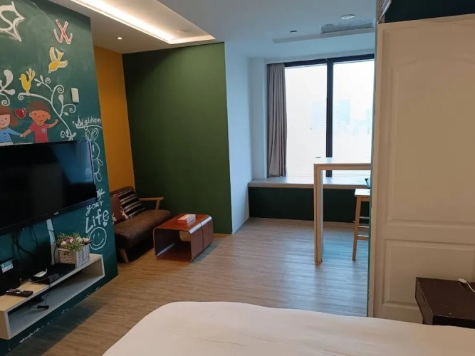 Standard Double room with city view