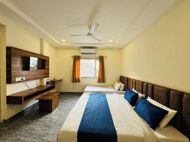 Hotel Anand