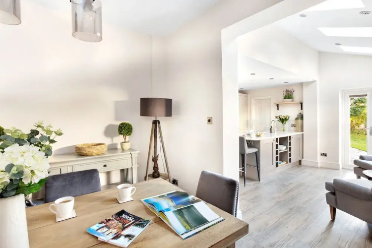 Thorncliffe House