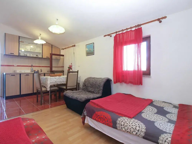 Apartment 1665