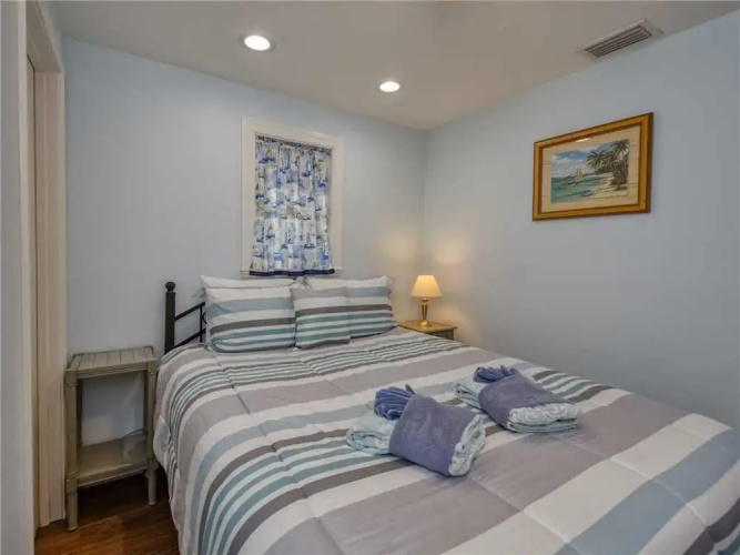 Hidden Villa - Two Bedroom Home