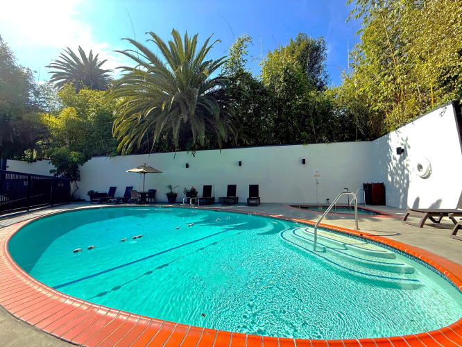 Best Western Hollywood Plaza Inn -Hollywood Walk of Fame photo 18