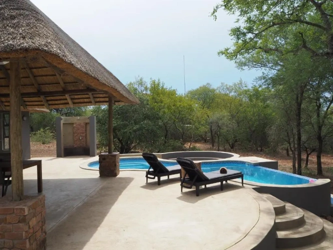 2 Bedrooms Villa