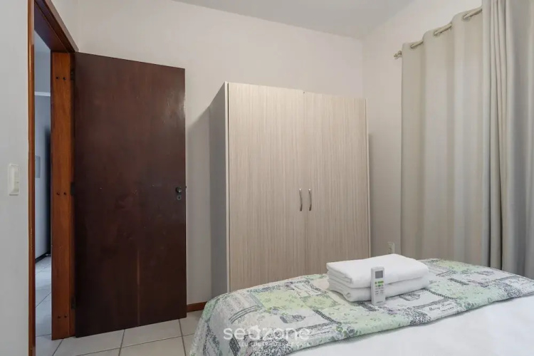 3BR Beachfront apt w/ BBQ Rsl0502