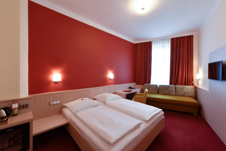 Hotel Adria München