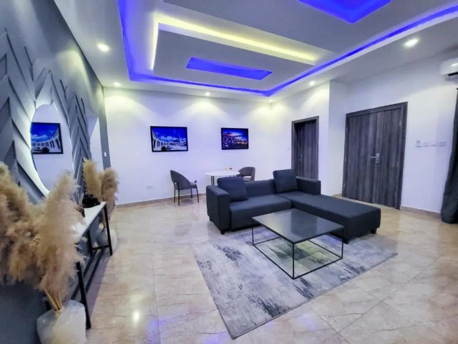 2 Bedrooms Apartment