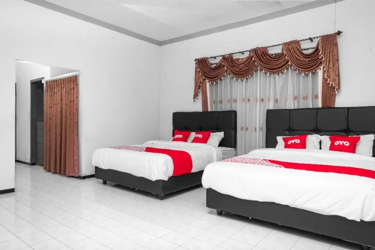 Deluxe Family room