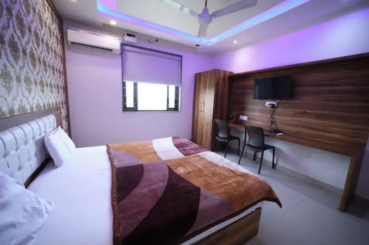 Hotel Shree Ji Inn
