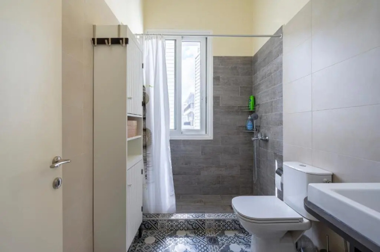 Casa Vecchia 1930’s Central Masterpiece