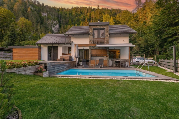 Standard Villa