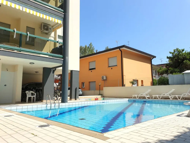 Coastal Escape Flat With Common Pool
