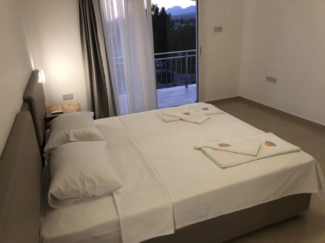 Deniz Airport Suites