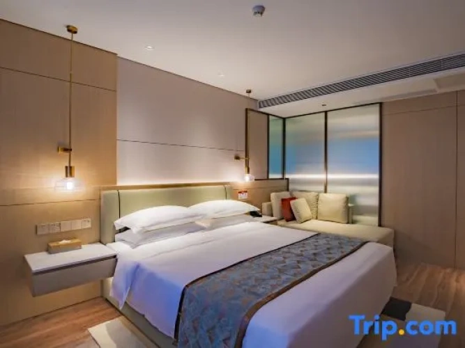 Suite with garden view