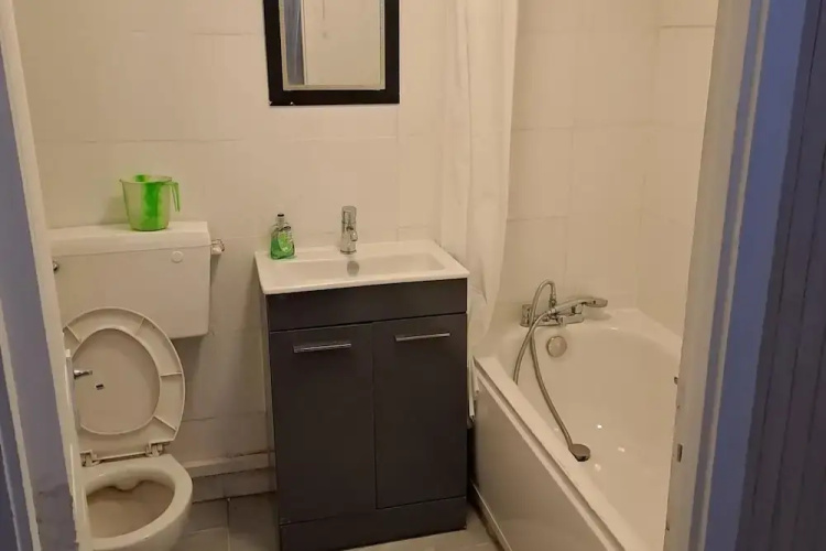 Birminghamflat/sleeps3/freep/closetolocalsights