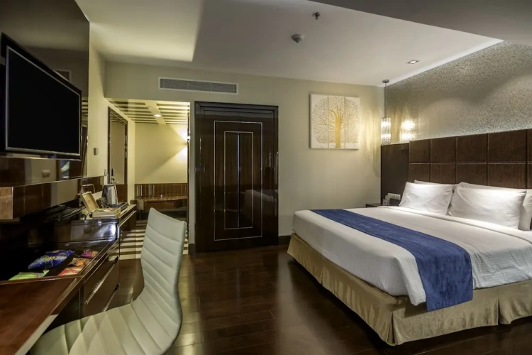 Executive Double room with city view
