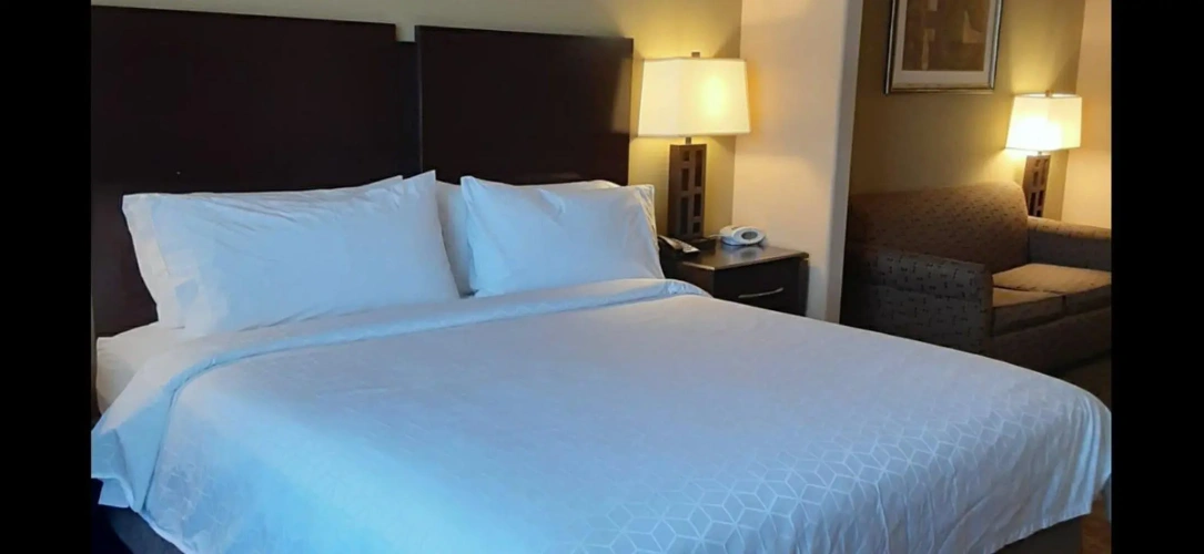Quadruple Suite