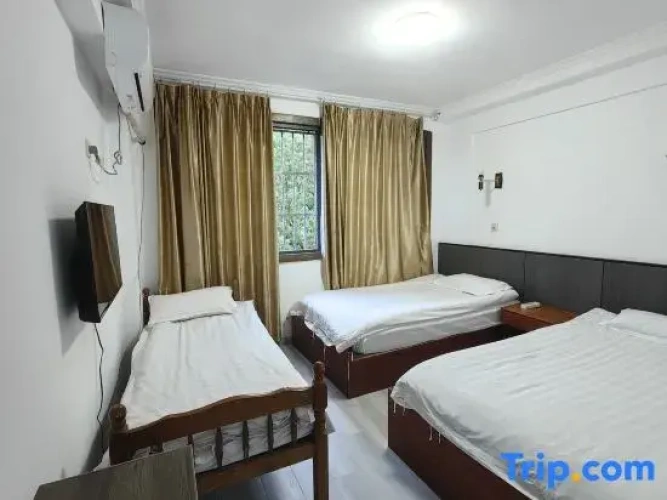 Business Triple room