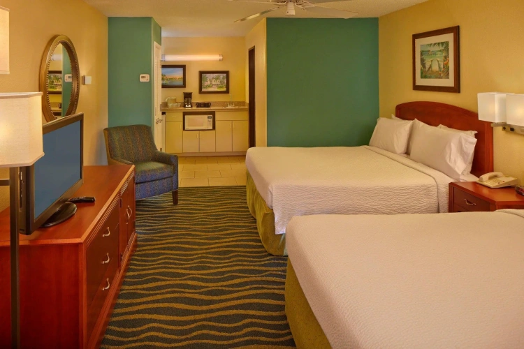 1 Bedroom Quadruple Suite with balcony