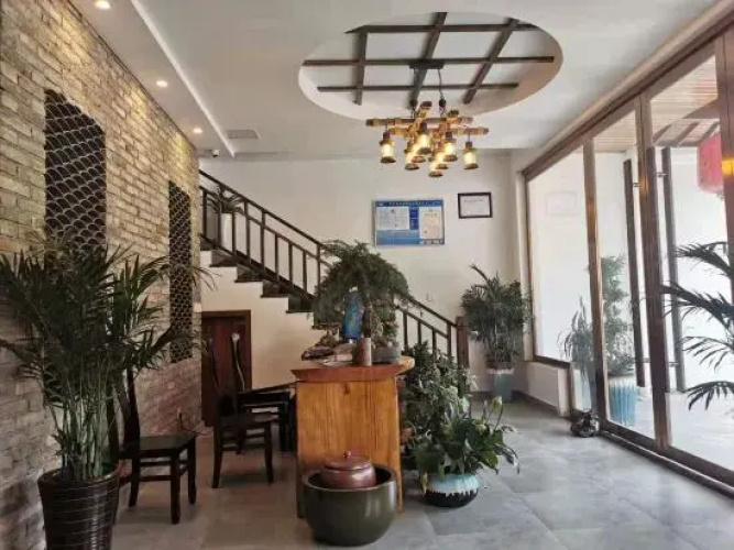 Ningguo Qinglongmen Inn